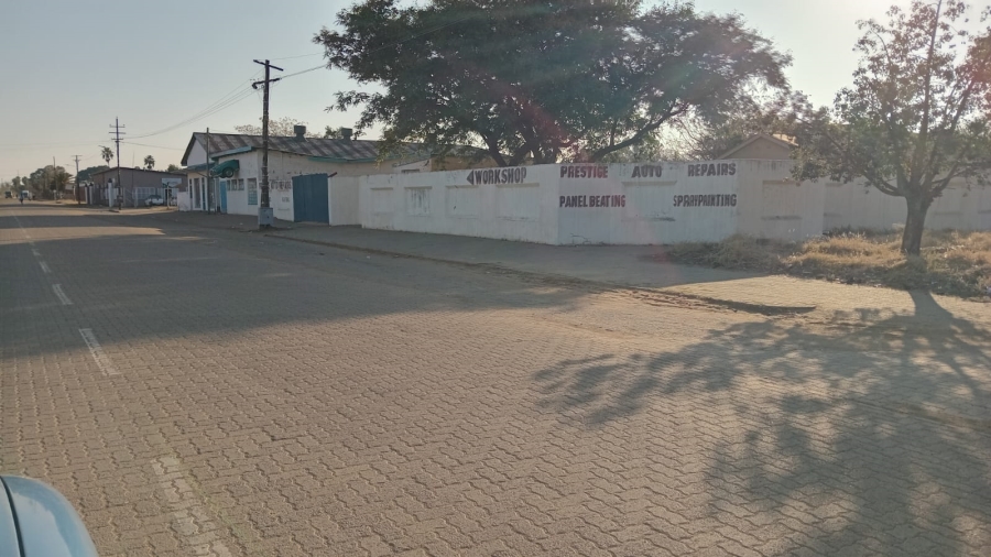  Bedroom Property for Sale in Bloemhof North West
